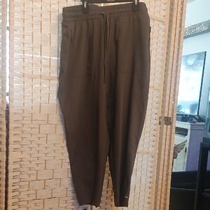 Zuda Charcoal Jogger Pants